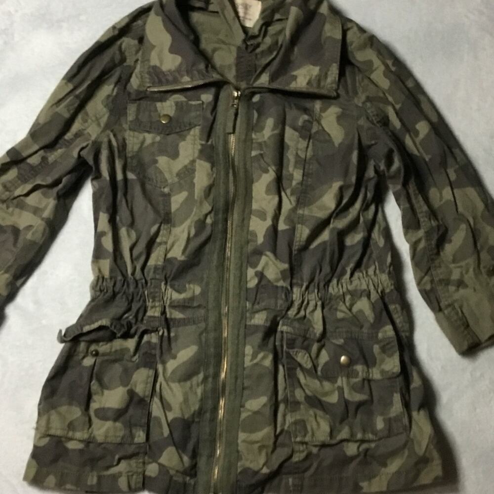 Camo Utility Jacket Women’s Lightweight Military Style Zip Up